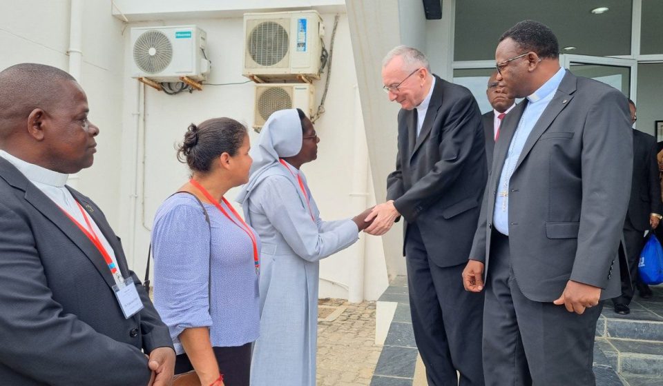 Cardeal Parolin leva mensagem de esperança a Cabo Delgado, norte de Moçambique – Vatican News
