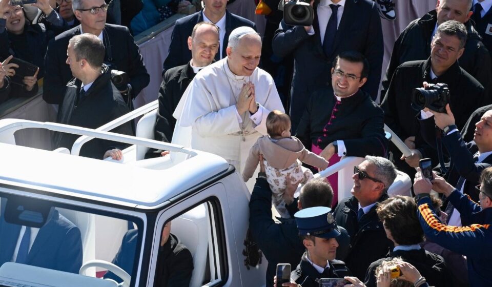 Papa: a Igreja, enquanto comunhão dos fiéis, não pode errar na fé – Vatican News