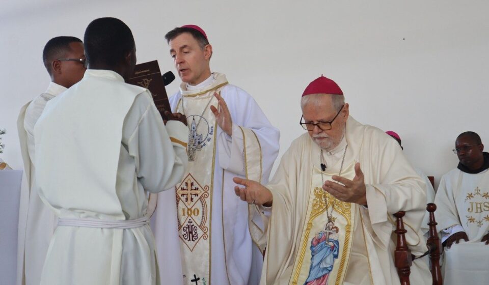Moçambique. Bispos e governantes enaltecem o contributo de Dom Claudio Dalla Zuanna – Vatican News